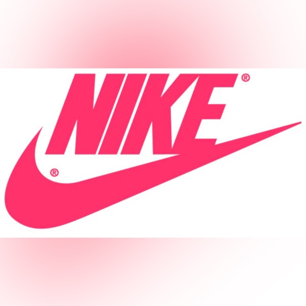 NIKE SHOES MYSTERY BOX 📦⁉️⁉️ ⁉️ HALF OFF OG PRICE WOMANS SHOES SIZE 7 Y5.5 DEAL